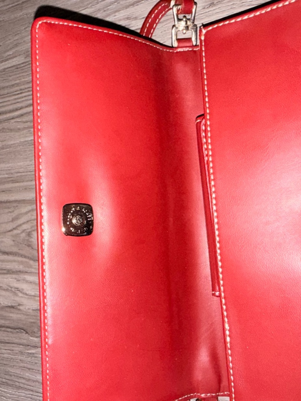Liz Claiborne Red Leather Clutch with Matching Card Wallet - Picture 5 of 8